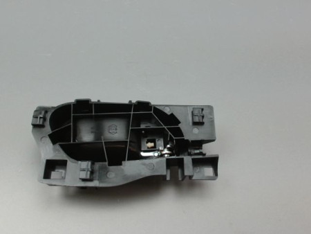 POIGNEE INTERIEURE PORTE AVANT GAUCHE PEUGEOT 2008 Phase 1 2013-...