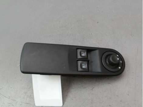 COMMANDE LEVE-GLACE PORTE AVG RENAULT CLIO IV Phase 1 2012-...
