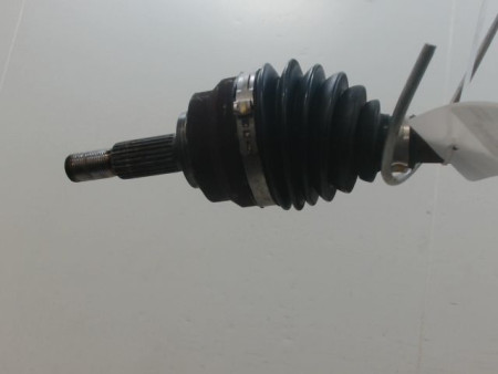 TRANSMISSION AVANT DROIT DACIA SANDERO 2008- 1.0 SCe 65