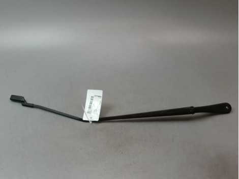BRAS ESSUIE-GLACE AVANT DROIT RENAULT CLIO