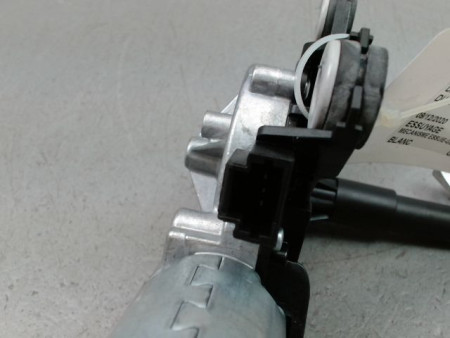 MECANISME ESSUIE-GLACE ARRIERE DACIA DUSTER 2010-