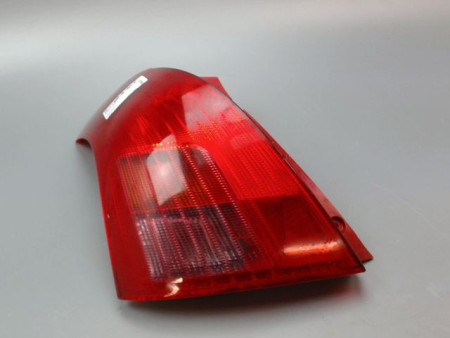 FEU ARRIERE GAUCHE  SUZUKI SWIFT III 2005-2011