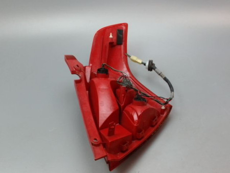 FEU ARRIERE GAUCHE  SUZUKI SWIFT III 2005-2011