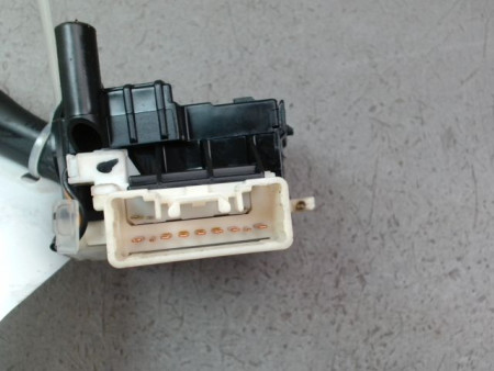 COMMANDE ECLAIRAGE SUZUKI SWIFT III 2005-2011