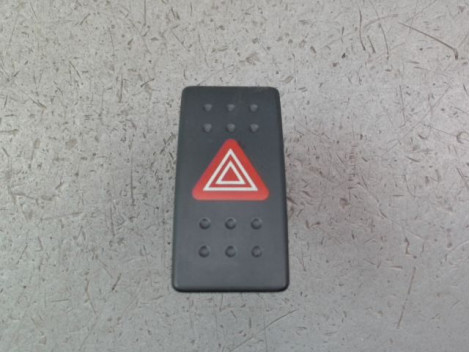 BOUTON DE WARNING SUZUKI SWIFT III 2005-2011