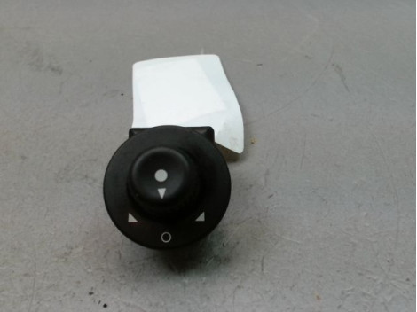 COMMANDE RETROVISSEUR EXTERIEUR ELECTRIQUE CITROEN XSARA PICASSO MONOSP. 1999-2010