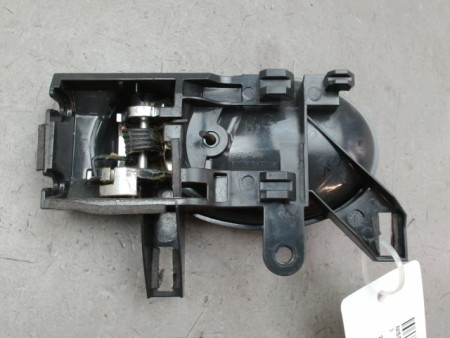 POIGNEE INTERIEURE PORTE AVANT DROIT NISSAN JUKE Phase 1 2010-...
