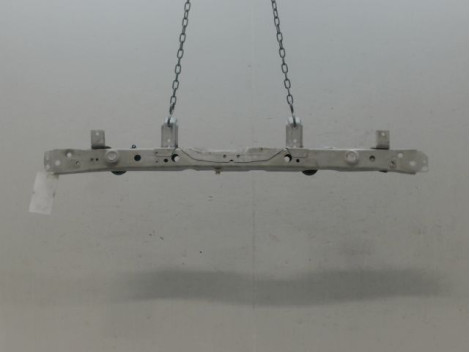 TRAVERSE SUPERIEURE ARMATURE AVANT NISSAN JUKE Phase 2 2014-...