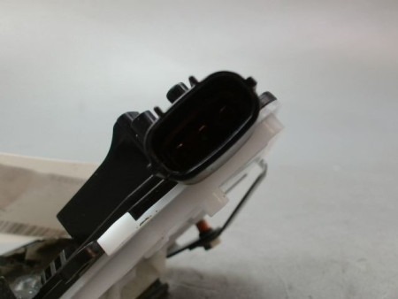 SERRURE HAYON  TOYOTA PRIUS 2004-