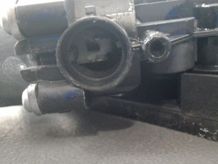 MECANISME+MOTEUR LEVE-GLACE AVANT DROIT PEUGEOT 108