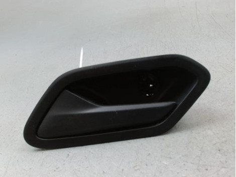 POIGNEE INTERIEURE PORTE AVANT GAUCHE DACIA DUSTER 2010-