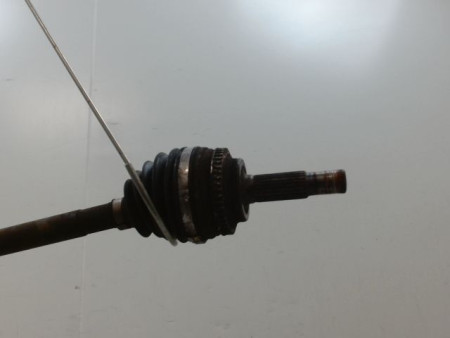TRANSMISSION AVANT DROIT TOYOTA YARIS VERSO Phase 1 1999-2003 1.4 D-4D 