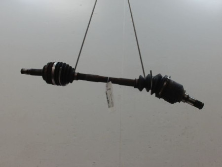 TRANSMISSION AVANT GAUCHE TOYOTA YARIS VERSO Phase 1 1999-2003 1.4 D-4D 