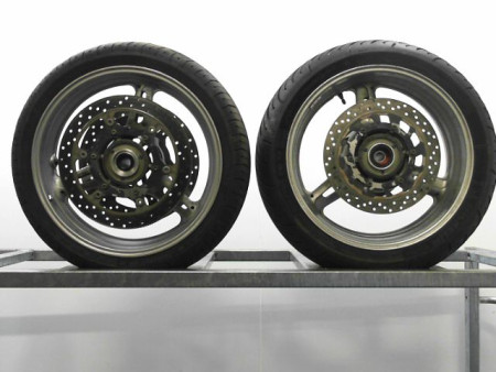 ROUE COMPLETE YAMAHA FJR1300A