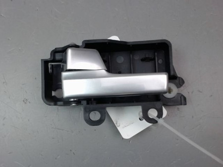 POIGNEE INTERIEURE PORTE AVANT GAUCHE FORD CMAX MONOSP. I Phase 2 2007-2010