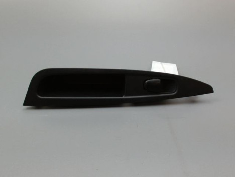COMMANDE LEVE-GLACE PORTE ARD NISSAN QASHQAI BREAK II Phase 1 2014-...
