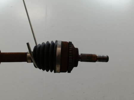 TRANSMISSION AVANT DROIT RENAULT CLIO CAMPUS II Phase 2 2009-2012 1.2 16V (BB05, BB0W, BB11, BB27, BB2T, BB2U, BB2V, CB05,...