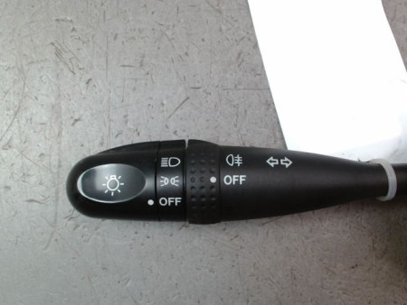 COMMANDE ECLAIRAGE SUZUKI SWIFT III 2005-2011