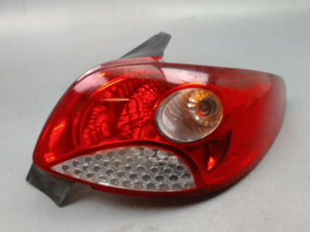 FEU ARRIERE DROIT PEUGEOT 206 + 2009-2013