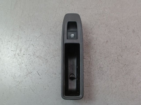 COMMANDE LEVE-GLACE PORTE ARD RENAULT CLIO