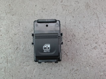 COMMANDE LEVE-GLACE PORTE ARG RENAULT CLIO