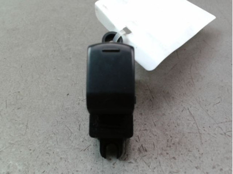 COMMANDE LEVE-GLACE PORTE AVD NISSAN MICRA 2009-