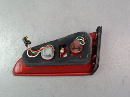FEU ARRIERE INTERIEUR GAUCHE PEUGEOT 607 BERL. Phase 1 1999-2004