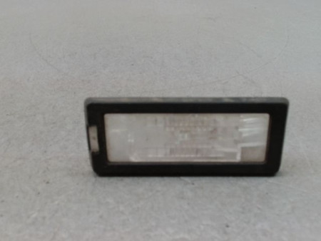 ECLAIREUR PLAQUE DE POLICE GAUCHE RENAULT CAPTUR Phase 1 2013-...