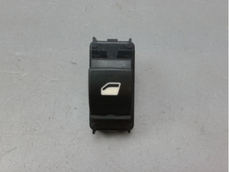COMMANDE LEVE-GLACE PORTE AVD OPEL GRANDLAND