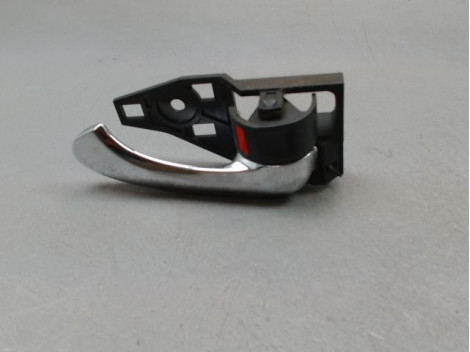 POIGNEE INTERIEURE PORTE AVANT DROIT TOYOTA RAV4 BREAK III Phase 1 2006-2009