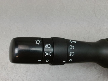 COMMANDE ECLAIRAGE PEUGEOT 108