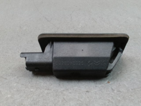 ECLAIREUR PLAQUE DE POLICE DROIT PEUGEOT 2008 Phase 1 2013-...