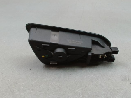 POIGNEE INTERIEURE PORTE AVANT GAUCHE RENAULT CLIO
