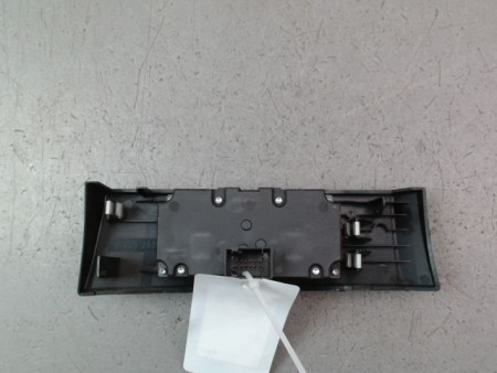 INTERIEUR COMMANDE PHARES BMW SERIE 5 BERL. V Phase 1 (E60) 2003-2007