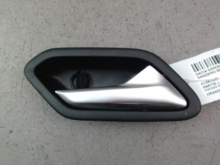 POIGNEE INTERIEURE PORTE AVANT DROIT DACIA SANDERO 2008-