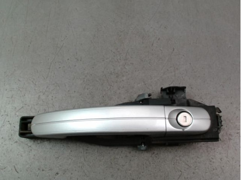 POIGNEE EXTERIEURE PORTE AVANT GAUCHE FORD KUGA BREAK I 2008-2012