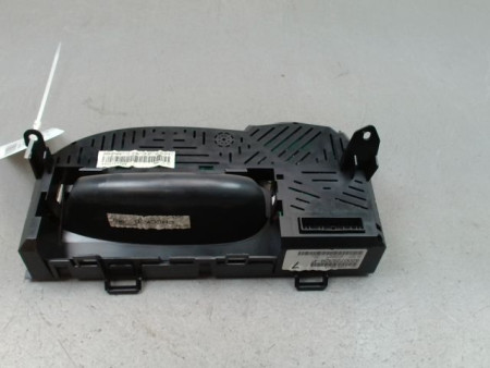 BLOC COMPTEURS RENAULT TWINGO II Phase 1 2007-2011