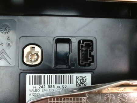 ECRAN GPS PEUGEOT 308 2011-