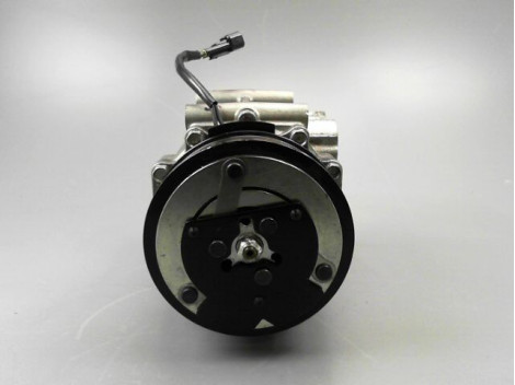 COMPRESSEUR AIR CONDITIONNE FORD FIESTA VI Phase 2 2005-2008