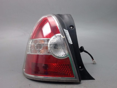 FEU ARRIERE GAUCHE  HYUNDAI ACCENT II 2001-2005