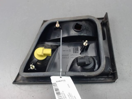 FEU ARRIERE INTERIEUR GAUCHE PEUGEOT 806 MONOSP. 1994-2001