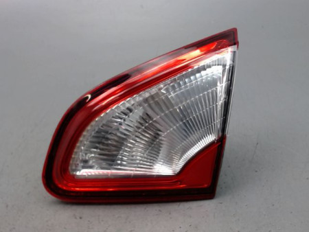 FEU ARRIERE INTERIEUR DROIT NISSAN QHASQAI 2007-