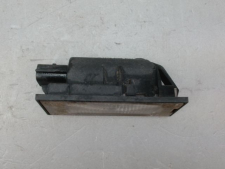 ECLAIREUR PLAQUE DE POLICE GAUCHE RENAULT MEGANE IV PHASE 1 2015-