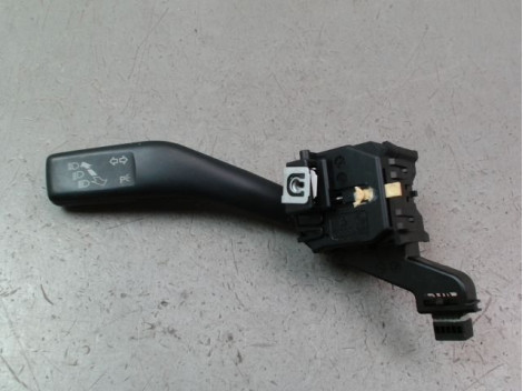 COMMANDE CLIGNOTANT VOLKSWAGEN GOLF VI (1K) 2008-2013