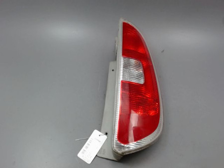 FEU ARRIERE DROIT SKODA ROOMSTER