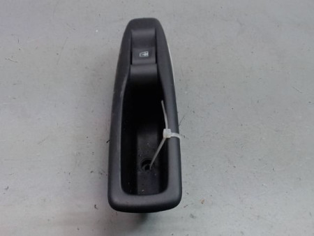 COMMANDE LEVE-GLACE PORTE ARD RENAULT CAPTUR Phase 1 2013-...