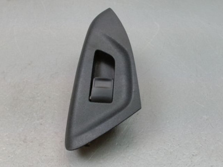 COMMANDE LEVE-GLACE PORTE AVD PEUGEOT 108