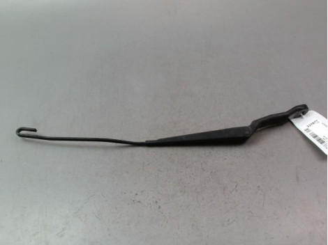 BRAS ESSUIE-GLACE AVANT GAUCHE PEUGEOT 206 + 2009-2013