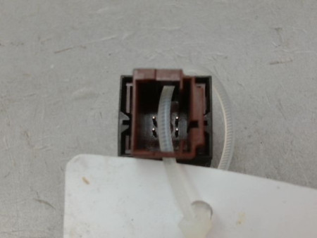 BOUTON DE WARNING PEUGEOT 206 + 2009-2013