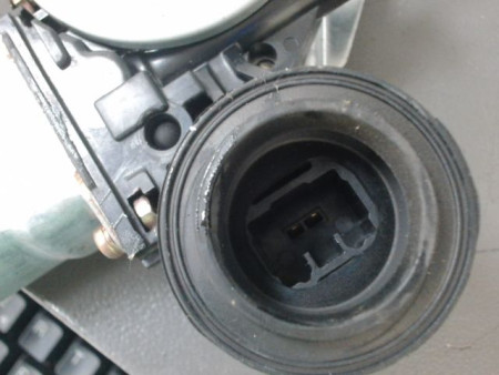 MECANISME+MOTEUR LEVE-GLACE AVANT DROIT TOYOTA YARIS VERSO Phase 1 1999-2003